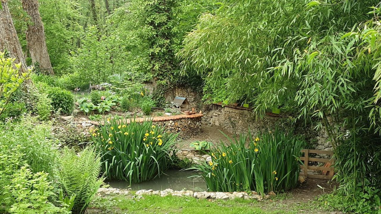 Le Clos Du Buisson Saint-Julien-de-la-Liegue Exteriör bild