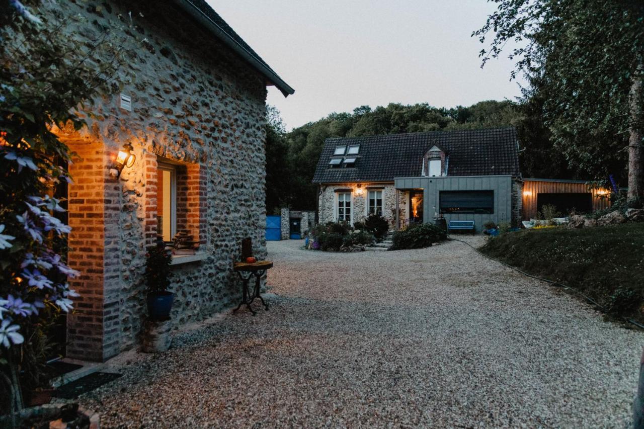 Le Clos Du Buisson Saint-Julien-de-la-Liegue Exteriör bild